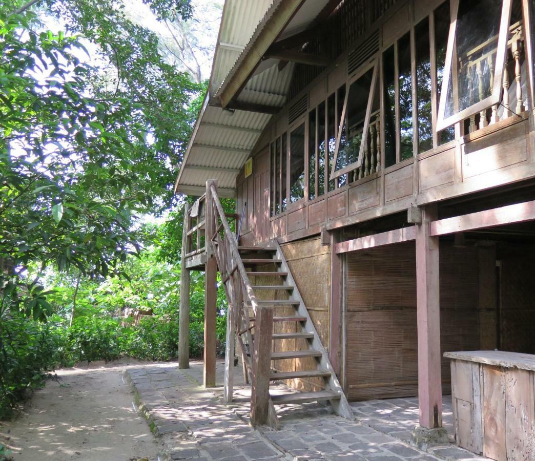 Resort Pulau Macan Eco Village & Jakarta