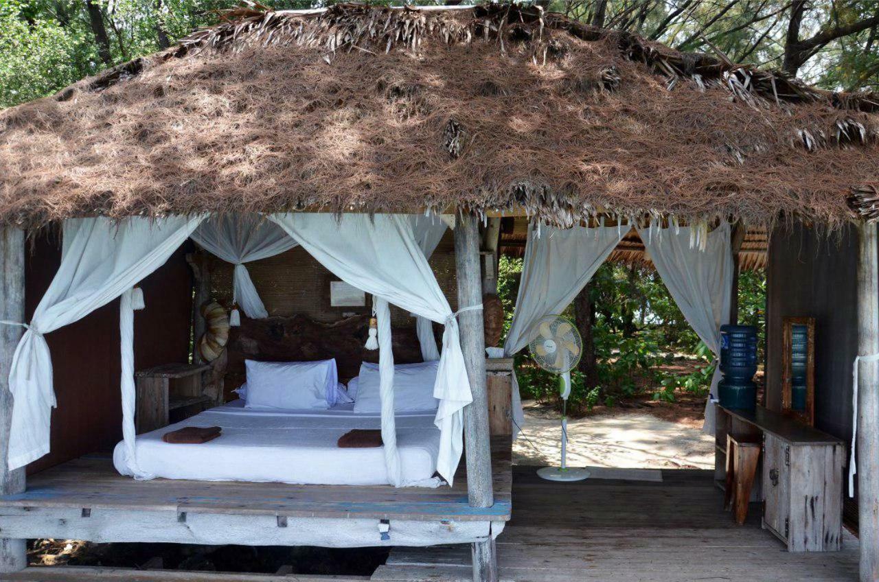 Pulau Macan Eco Village &